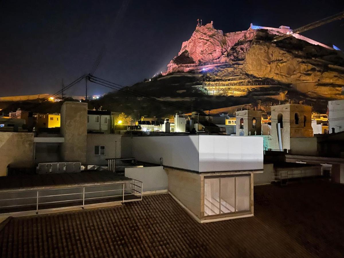 La Terraza. Vistas Al Castillo A 1 Min. De La Playa Alicante Kültér fotó