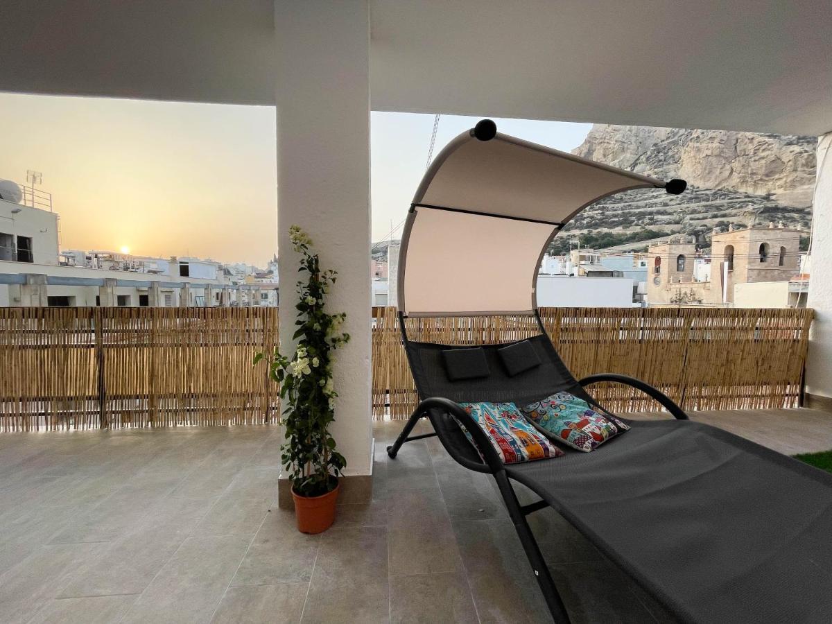 La Terraza. Vistas Al Castillo A 1 Min. De La Playa Alicante Kültér fotó